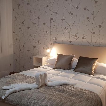 Apartamentos Shalom 리바데오 외부 사진